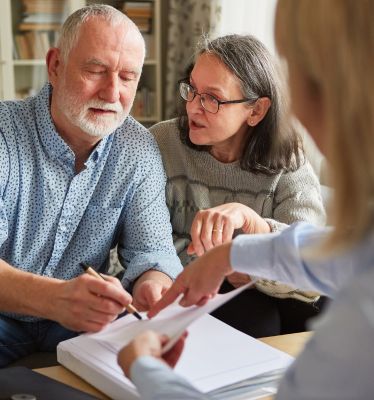 A client having a legal consultation with an Irvine employment lawyer.